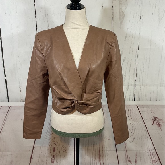 7 For All Mankind Faux Leather Brown Cropped Knot Front Jacket Top M Edgy Biker - Picture 1 of 13